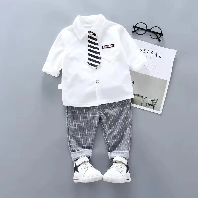 Conjunto Social Infantil de Cuadros con Chaleco para Niño