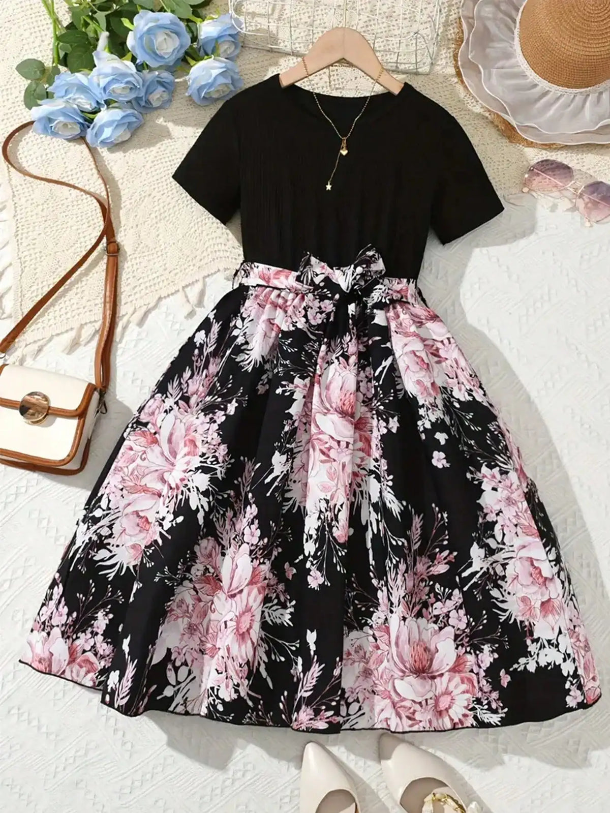 Girl's Short-Sleeved Floral Dress