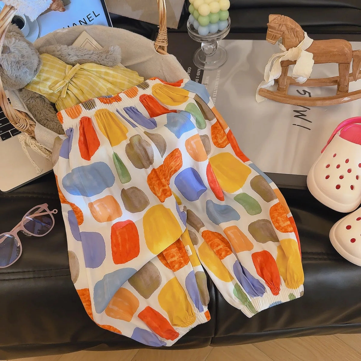 Pantalón Infantil Floral de Corte Holgado