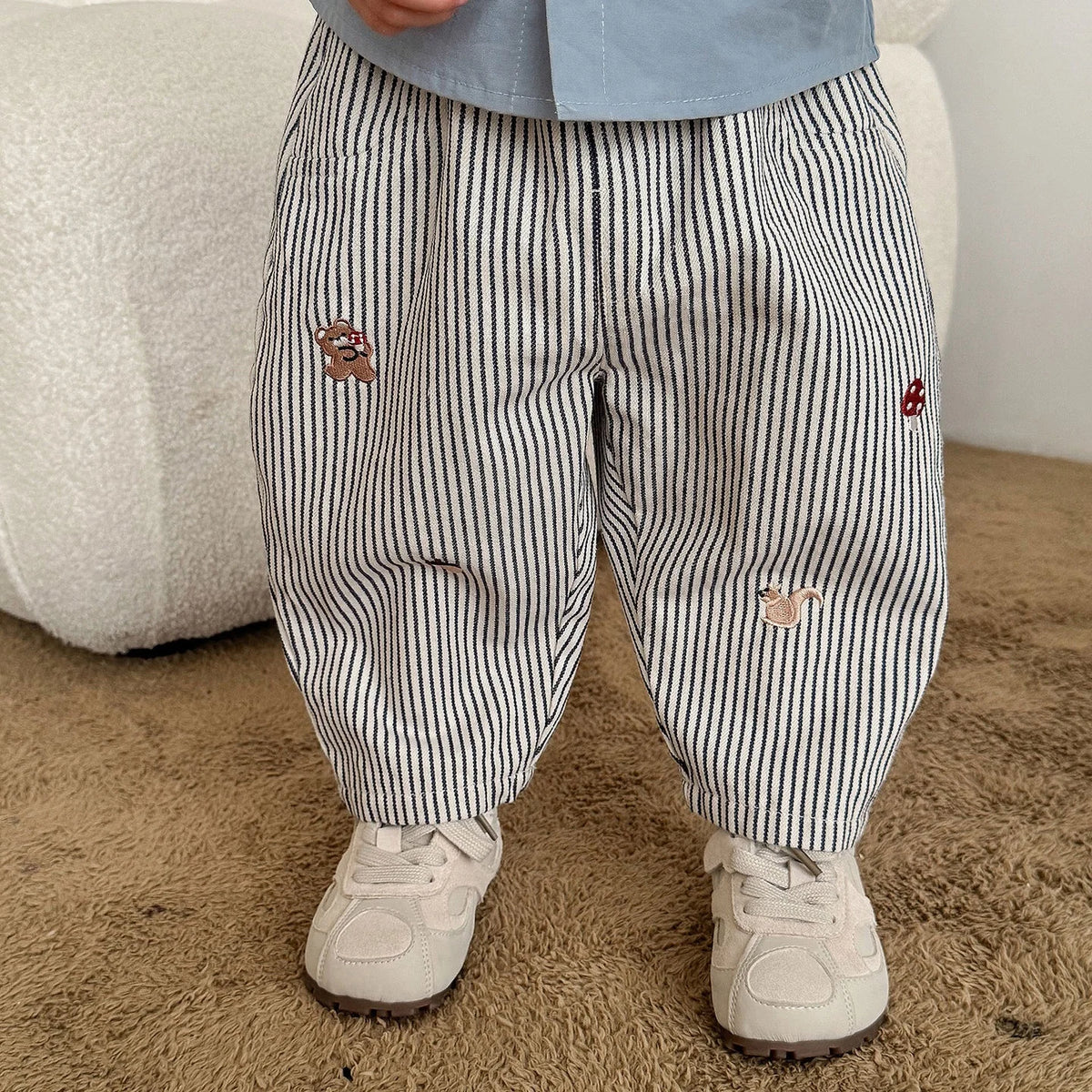 Pantalón Infantil Holgado con Bordado para Niño