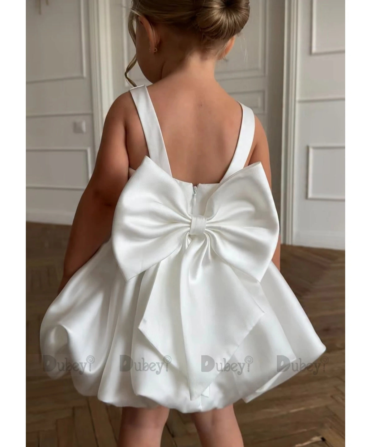 Vestido de Ceremonia Infantil con Flores y Falda de Tul