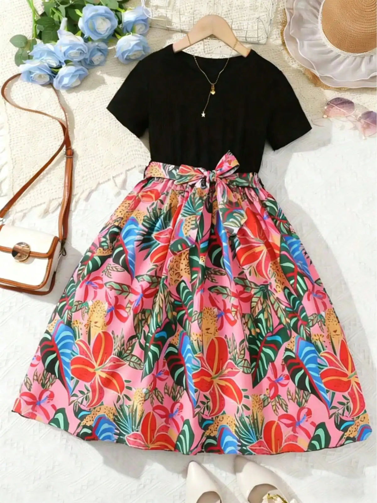 Girl's Short-Sleeved Floral Dress