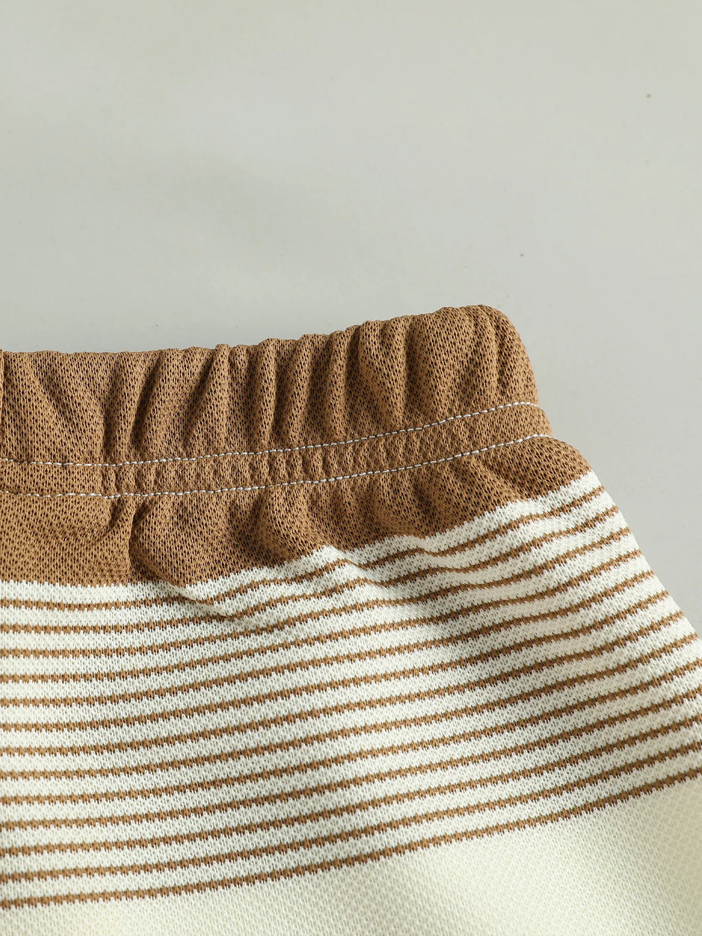 Ensemble d'été rayé pour bébé garçon