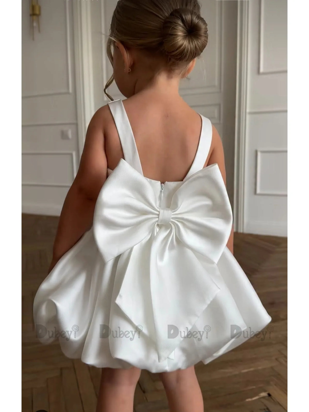 Vestido de Ceremonia Infantil con Flores y Falda de Tul